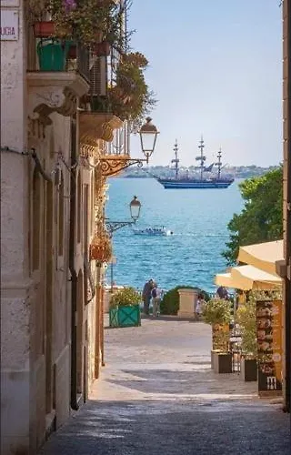 Ortigiadreamrooms 12 *